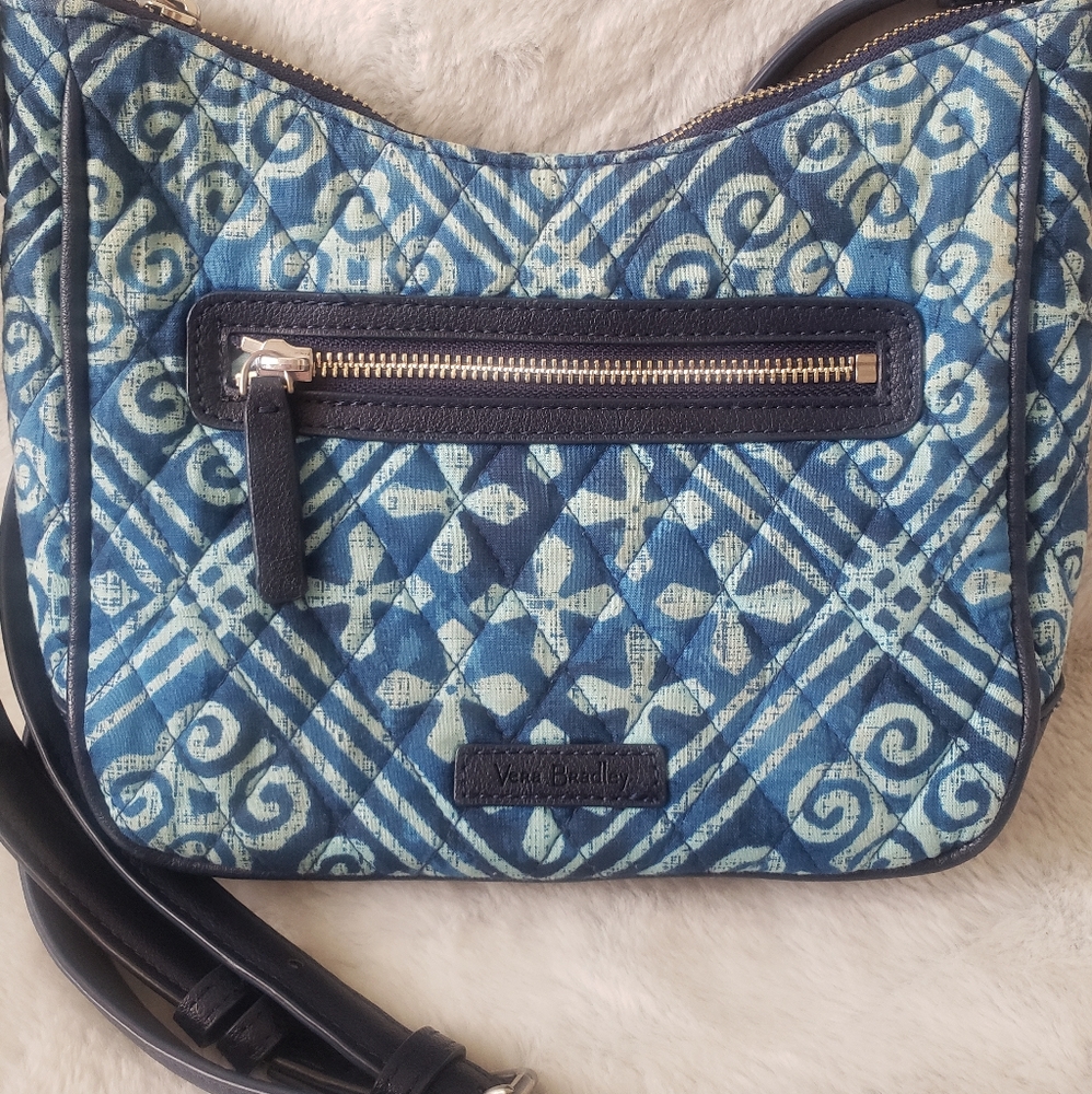 Vera Bradley Signature Mini Vivian Crossbody - Picture 2 of 5